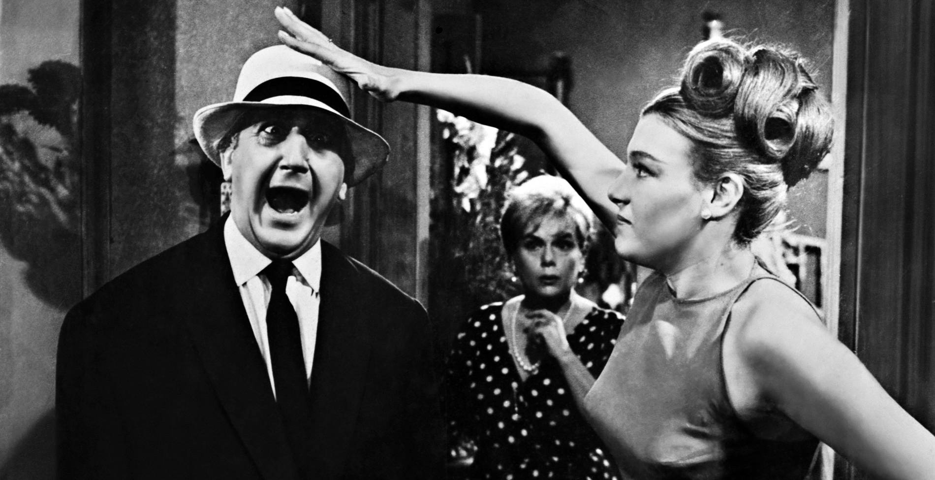 H Μάρω Κοντού με τον Γιώργο Κωνσταντίνου στην ταινία «Η γυνή να φοβήται τον άνδρα» (1965) ║ Photo by www.newsbeast.gr